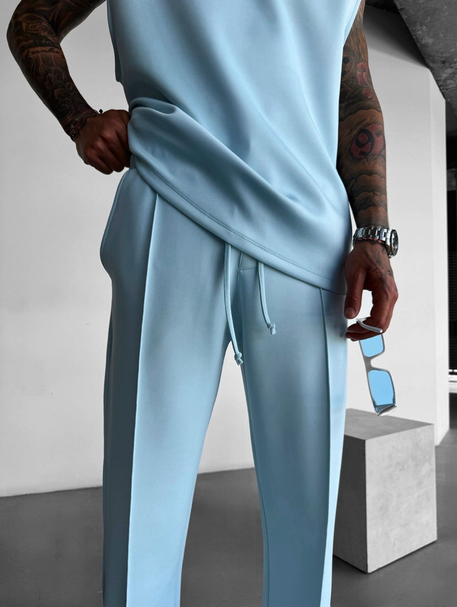 ARQ Essentials Lounge Set
