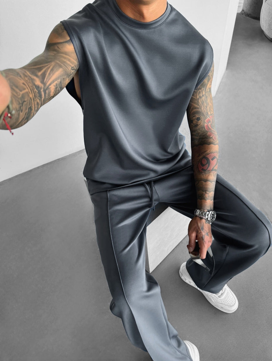 ARQ Essentials Lounge Set