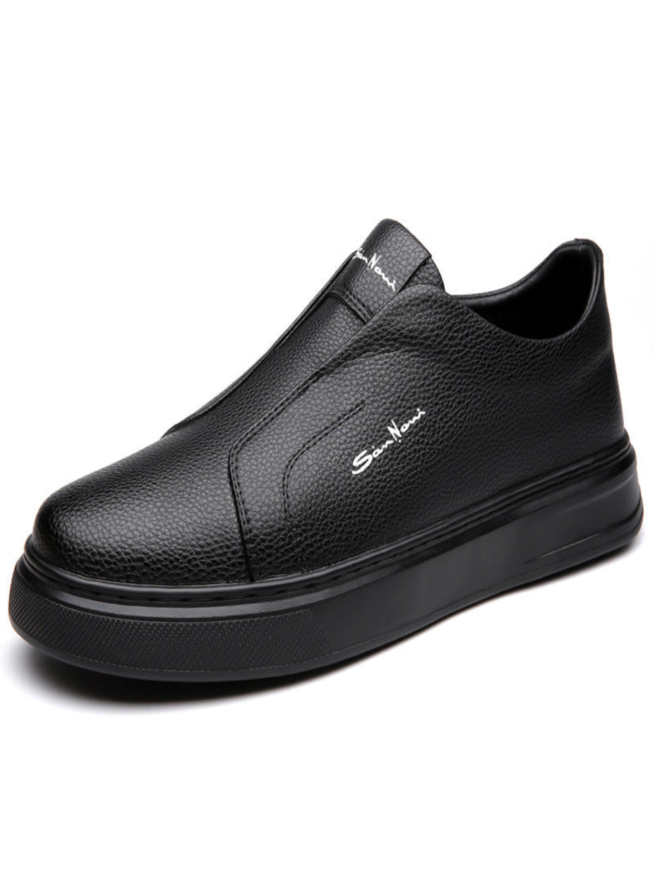 Lynq Slip-On Sneakers