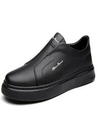 Lynq Slip-On Sneakers