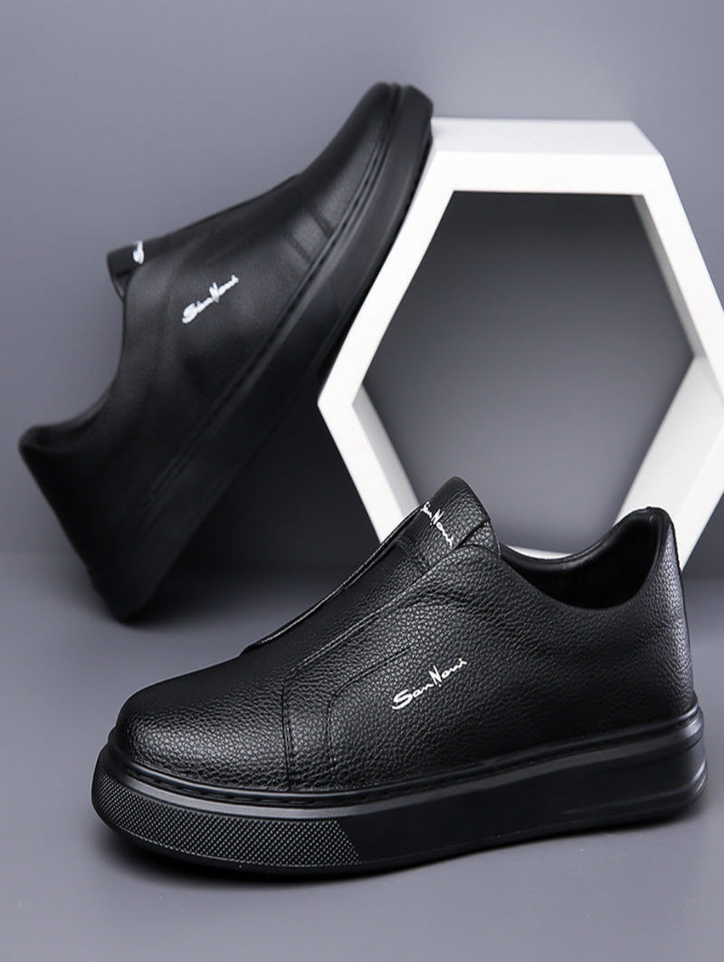 Lynq Slip-On Sneakers