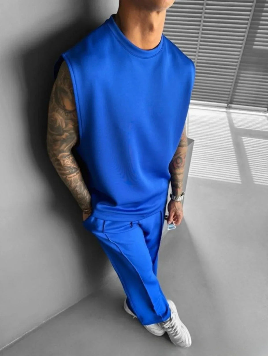 ARQ Essentials Lounge Set