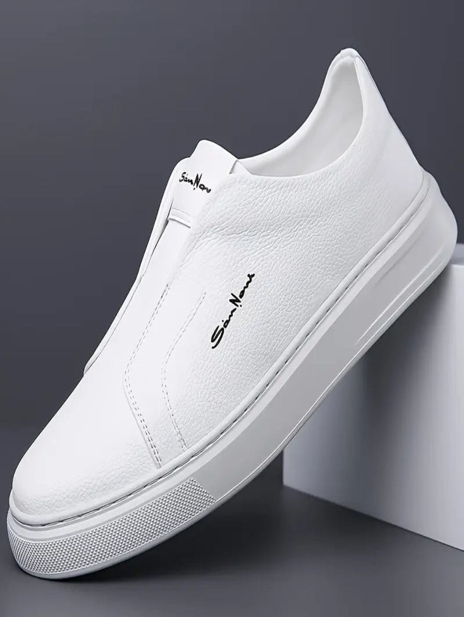 Lynq Slip-On Sneakers